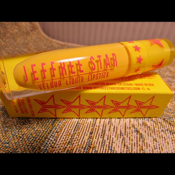 Jeffree Star Other - Jeffree 🌟 Discontinued Queen Bee 💄